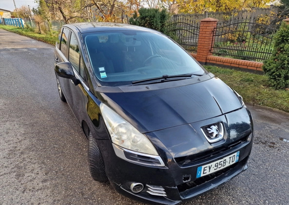 Peugeot 5008 cena 10900 przebieg: 232800, rok produkcji 2010 z Praszka małe 254